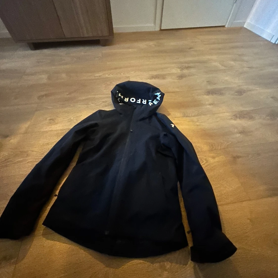 Svart jacka från Peak Performance