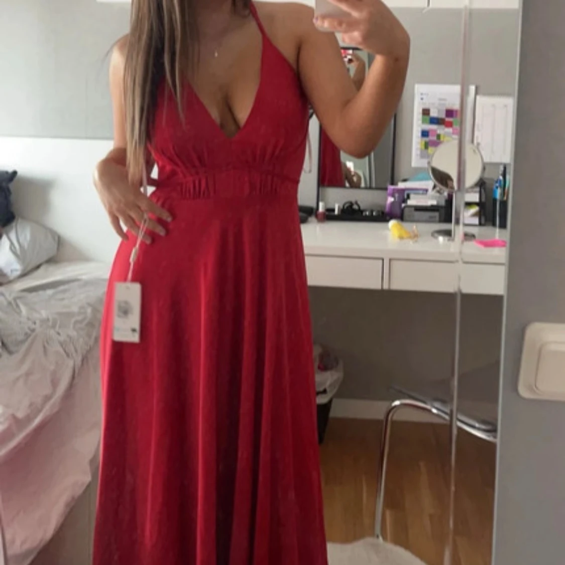 Röd långklänning med v-ringning - 90