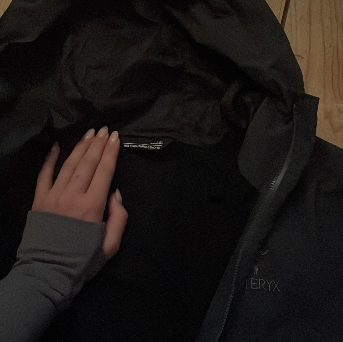 Grå softshelljacka från Arc'teryx - 91