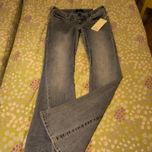 True Religion Joey Originals w25  - Helt nya, nypris 1299 kr. Mer än Halva priset! 