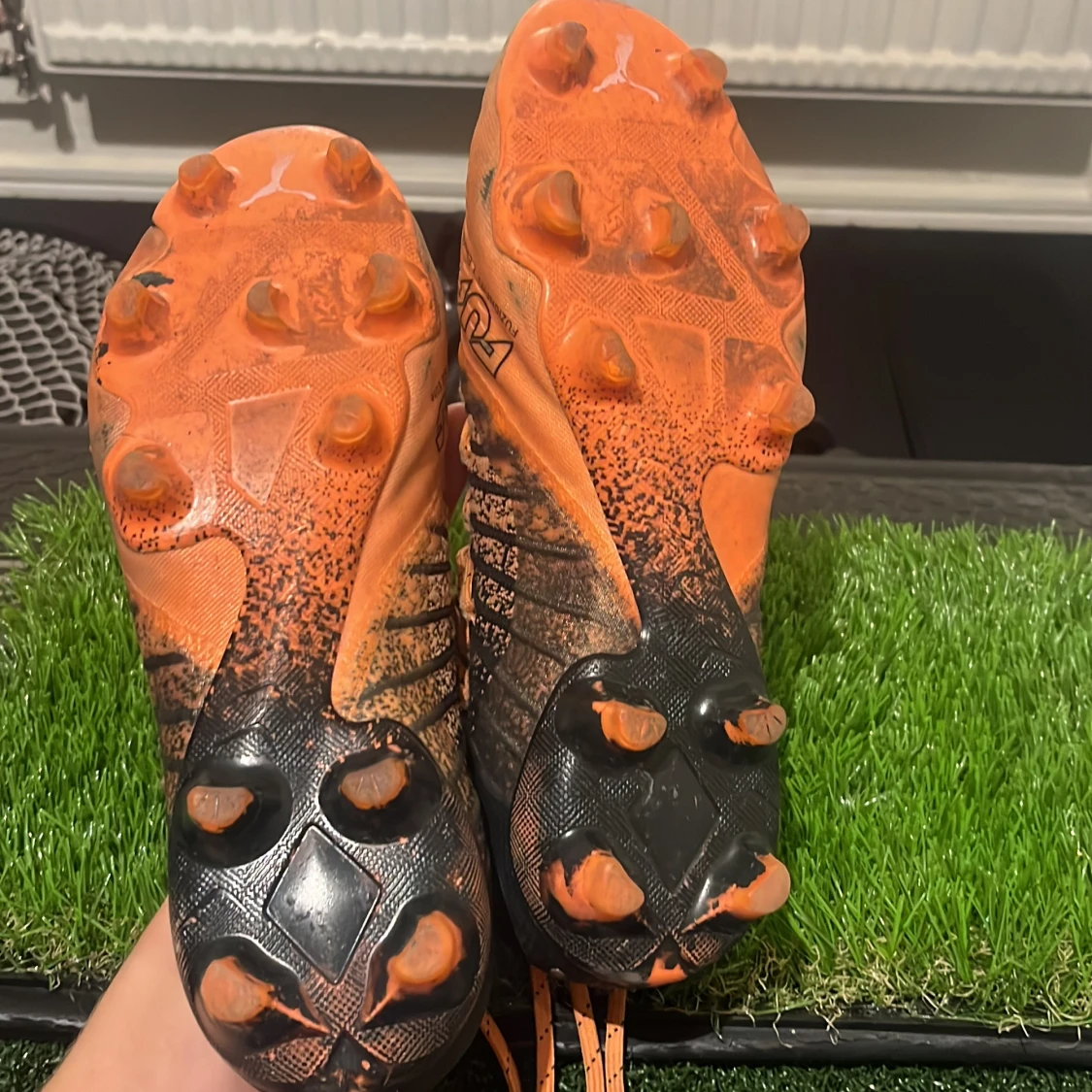 Fotbollsskor puma - 90