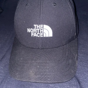 The North Face keps - No size har använt ett par gånger top skick.