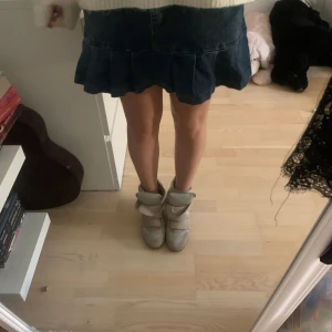 Volang jeanskjol💗 - Midjemått 84 cm💗💗