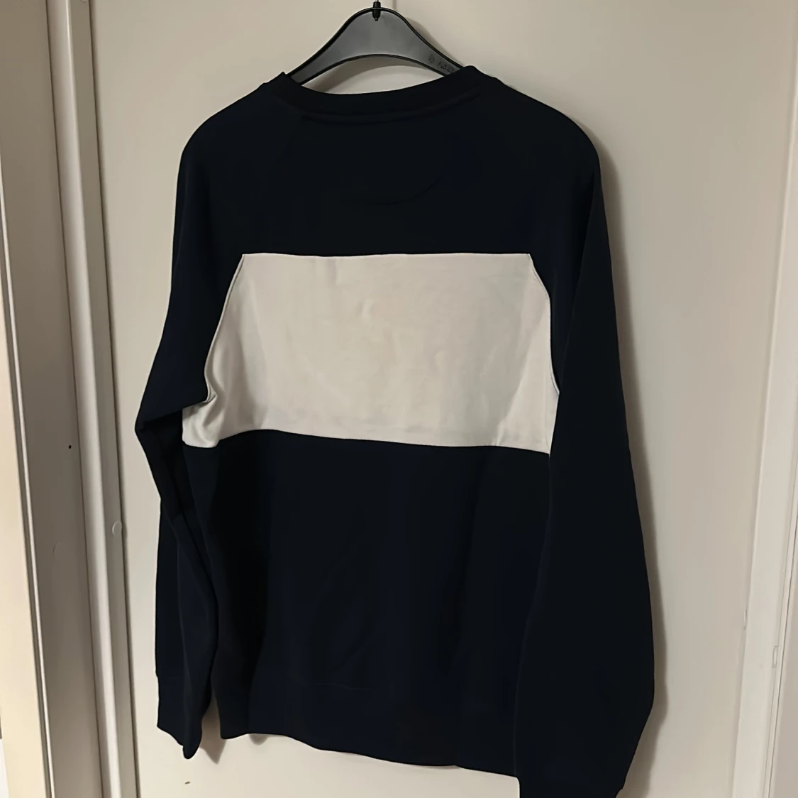 Svart och vit tröja från GANT - 90