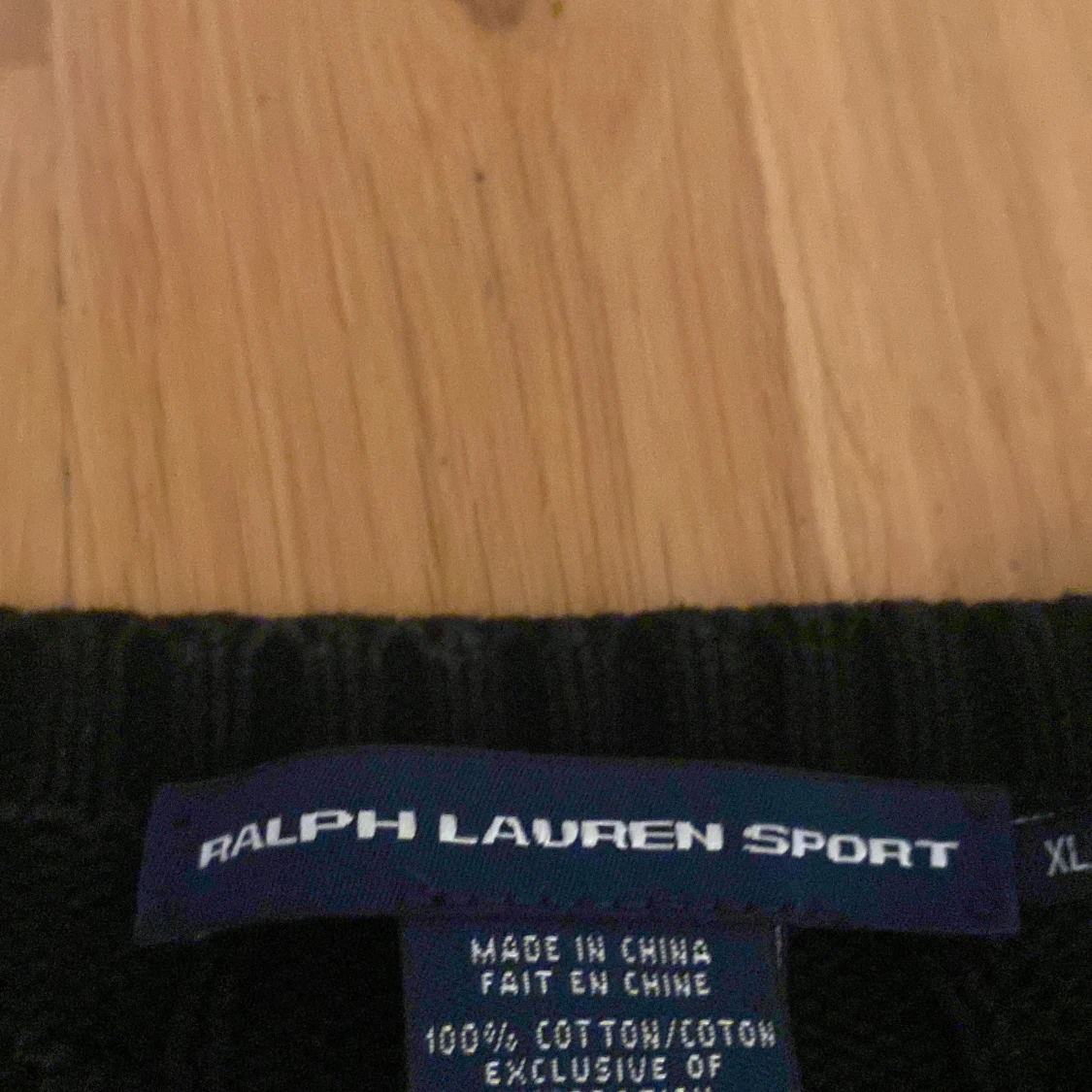 Svart stickad tröja från Ralph Lauren Sport - 2