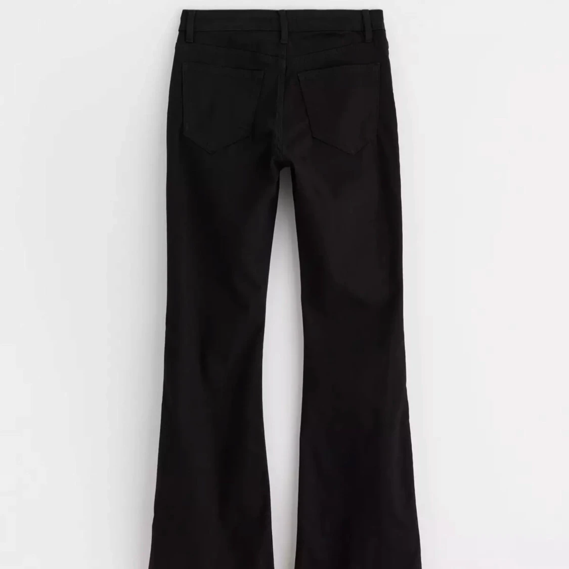 Svarta bootcut jeans