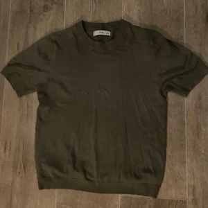 Tröja från MNG - Helt oanvänd