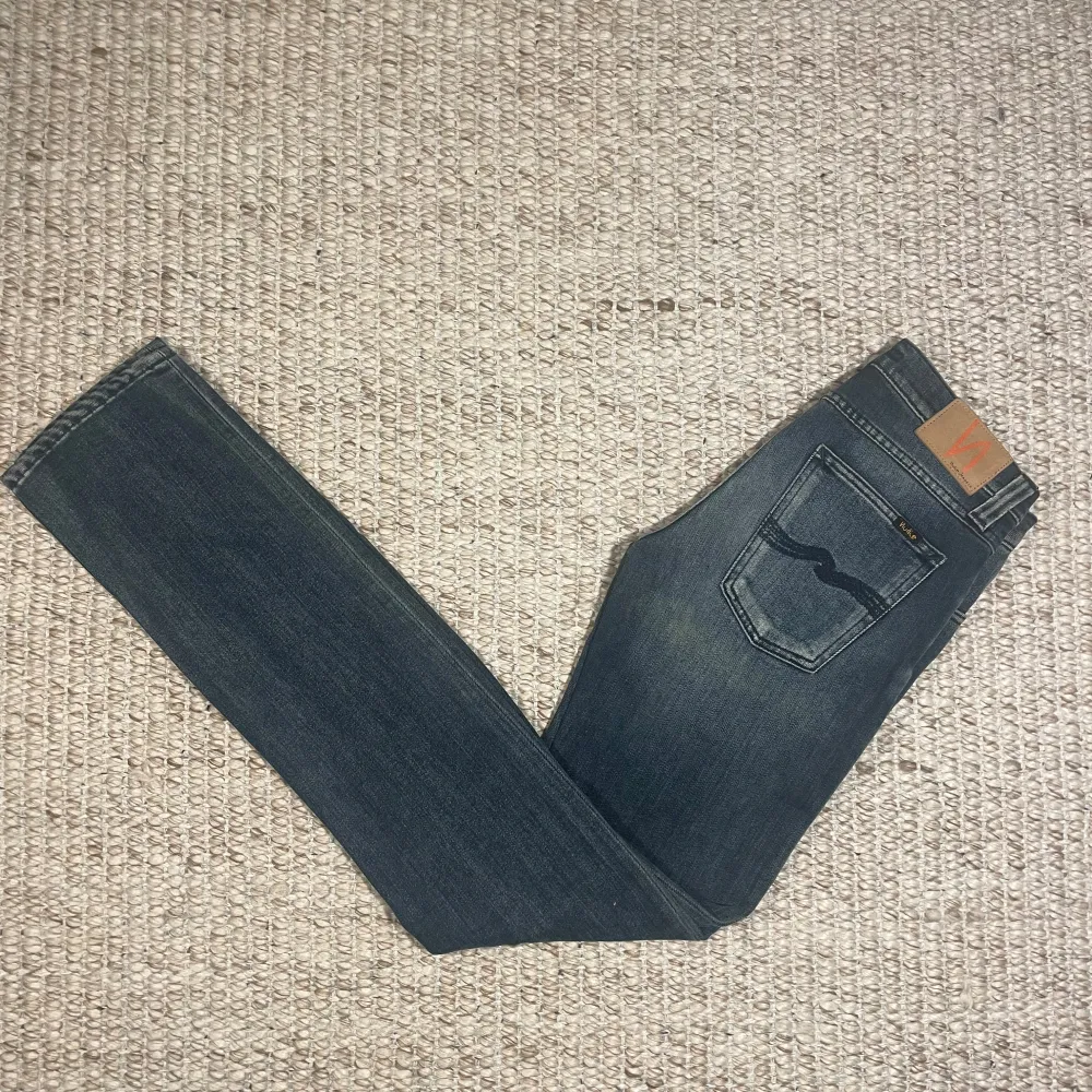 Nudie jeans i väldigt bra skick och slim fit modell. Pris kan diskuteras.. Jeans & Byxor.