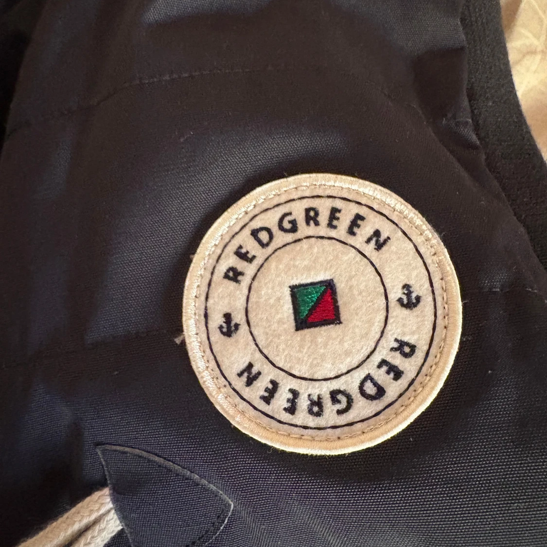 Svart quiltad väst från Redgreen - 92