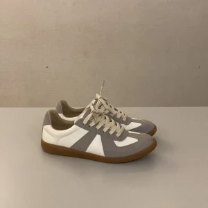 Maison margiela skor - Riktigt feta skor, helt nya. Storlek 42-43. Snabb affär uppskattas 