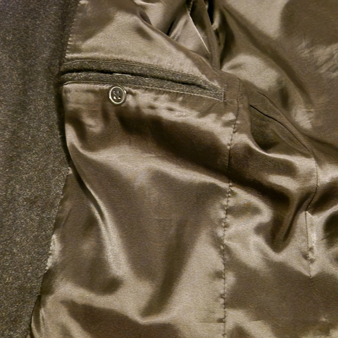 Svart kappa med knappar /helt ny - 90