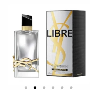 YSL LIBRE PLATINUM  - Säljer denna otroliga parfym från YSLs jättepopulära Libre-serie😍Parfymen har jag endast testat men den är helt oanvänd, kartongen finns kvar. Säljer pga råkat få 2. Den e 100ml vilket e jättesvårt få tag på, nypris för denna e över 3000kr!! Priset kan diskuteras 