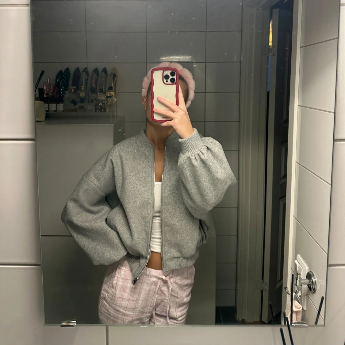 Grå bomberjacka - 90