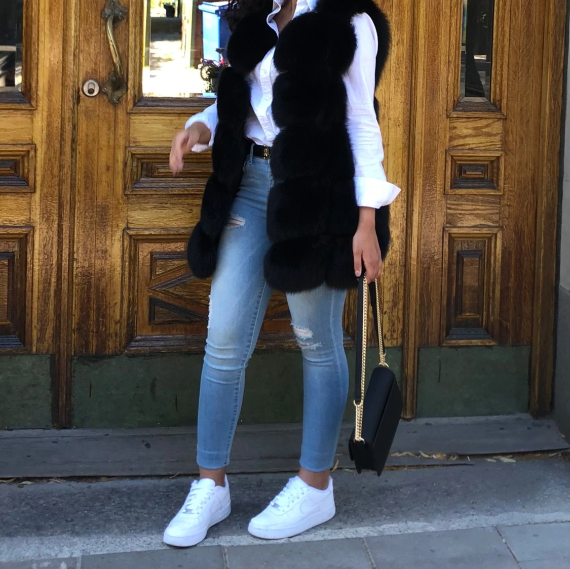 Svart pälsväst - 90