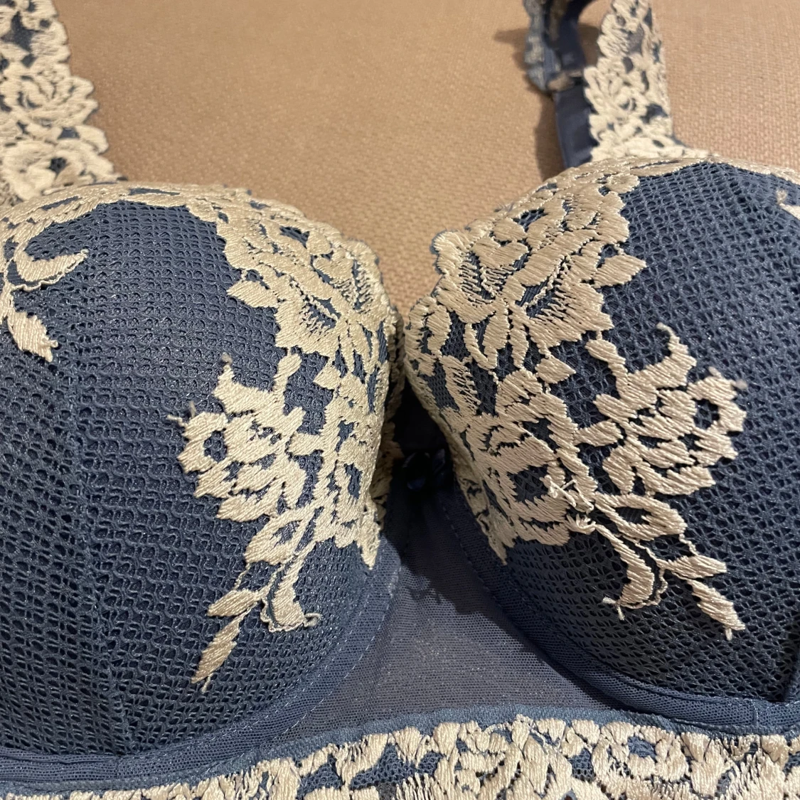 Intimissimi spets-bh - 91