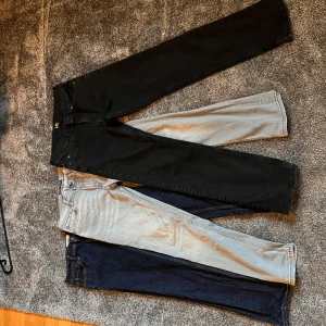 Jeans - 3st Använda jeans för endas 299kr skriv vid frågor i Dm!!!
