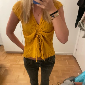 Söt gul topp - Så nice!!