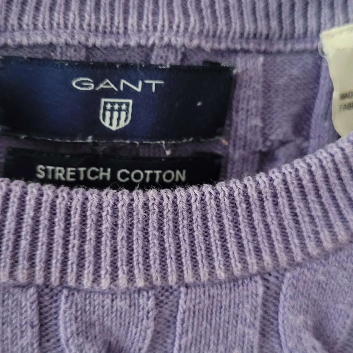 Lila stickad tröja från GANT - 90