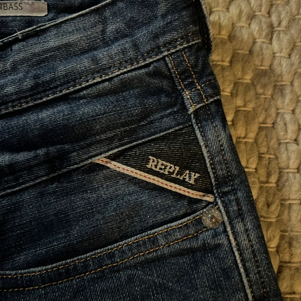 Replay jeans i nyskick.. Jeans & Byxor.