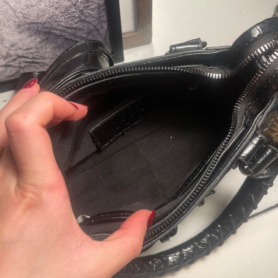 Svart axelväska - 92