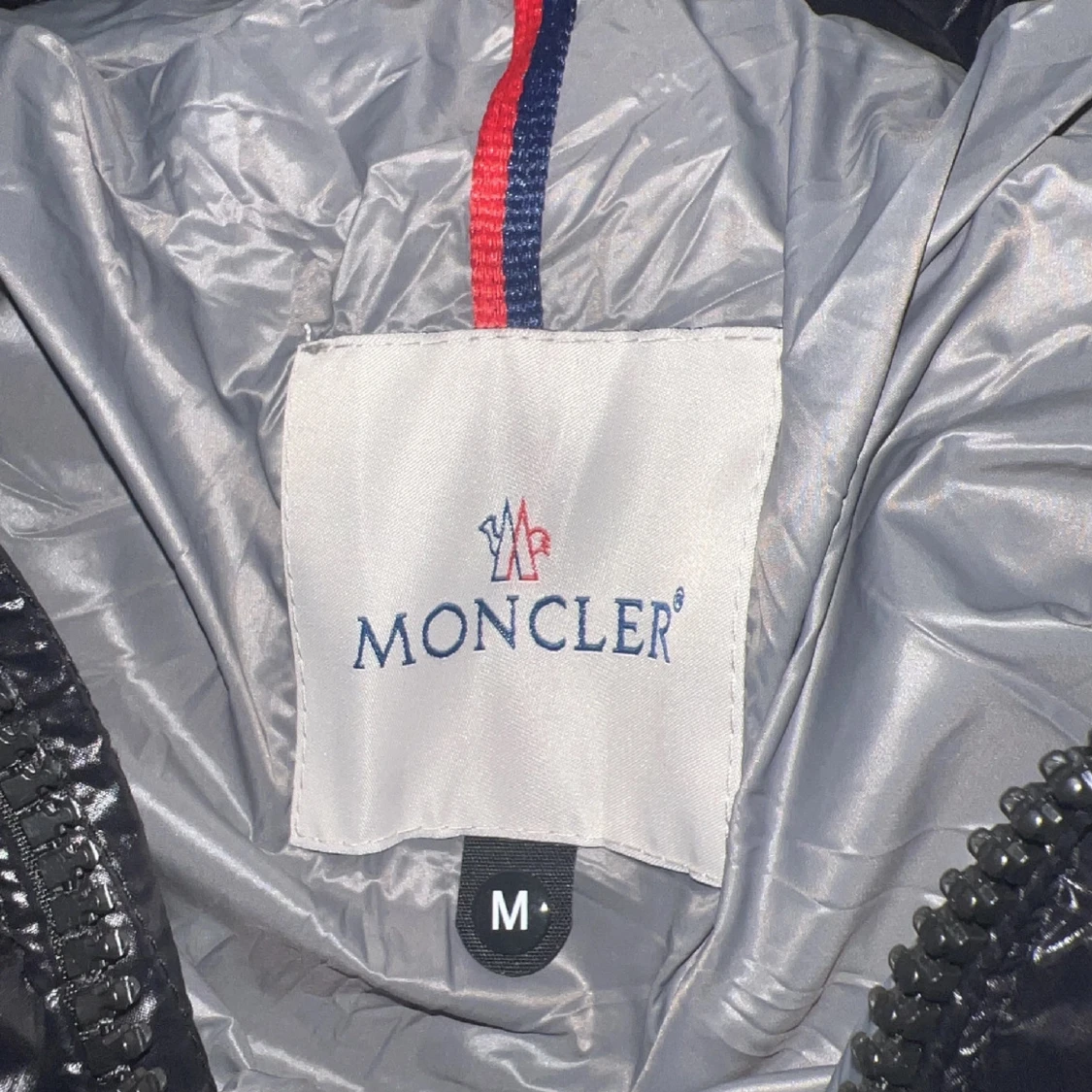 Svart dunjacka från Moncler - 91