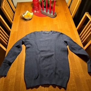 Dressman sweatshirt - Väldigt bra skick. Använt 4-5 gånger och är som nytt