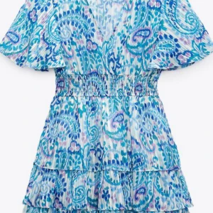 Blå klänning - Super fin sommarklänning med blått mönster.