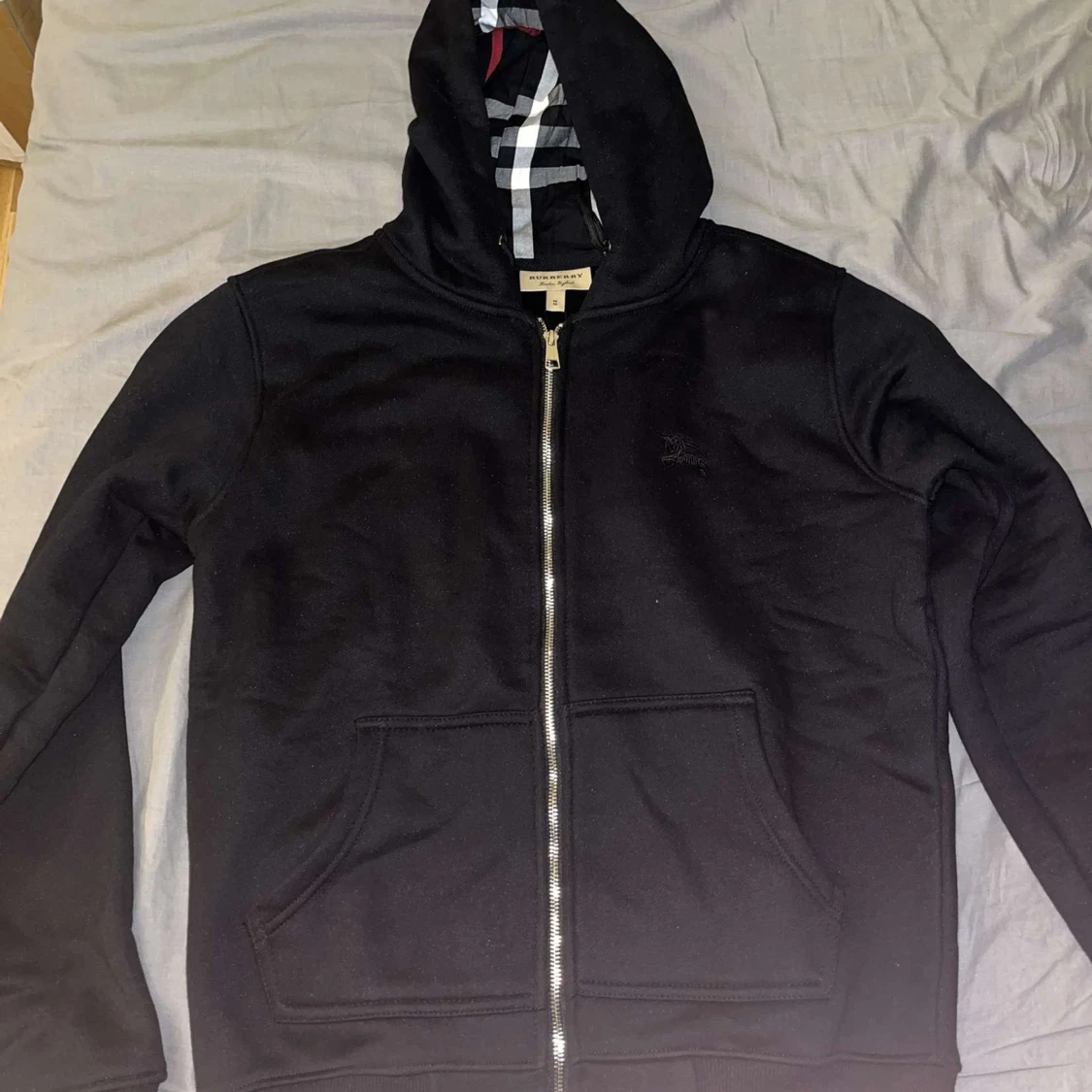 Svart huvtröja från Burberry - 1