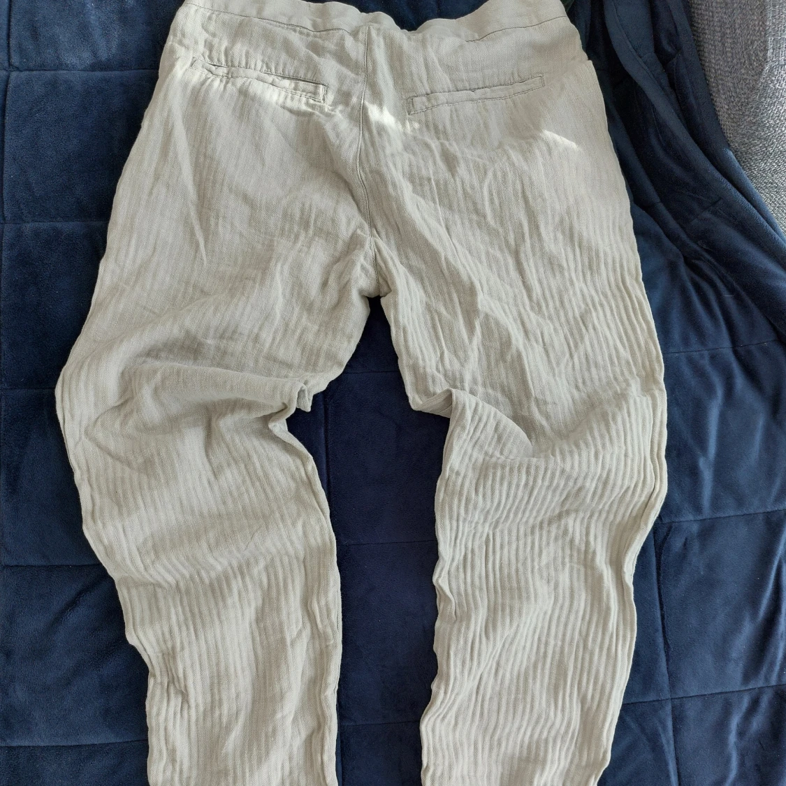 Beige linnebyxor från Lindex - 1