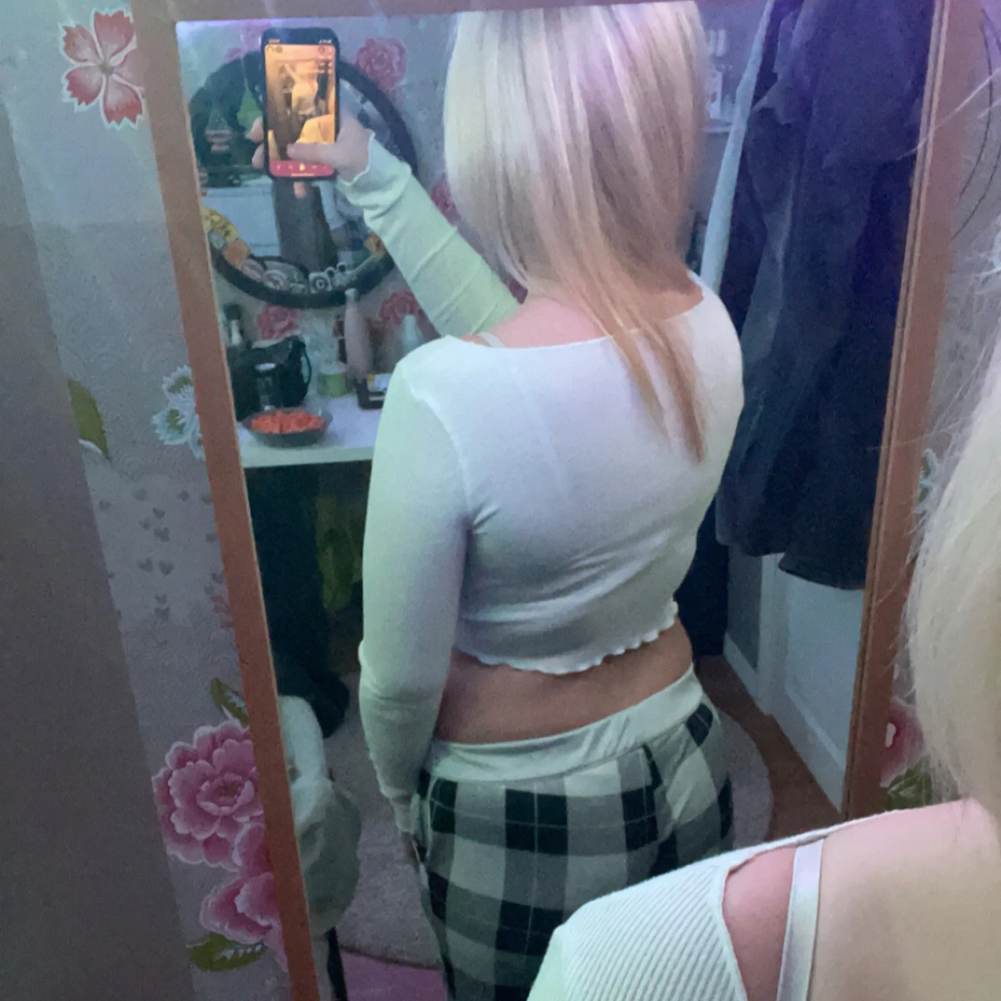 Vit ribbad croppad topp - 1