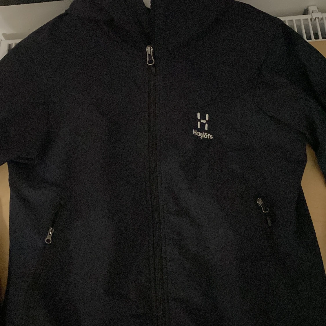 Svart vindjacka från Haglöfs / Kvinna - 2