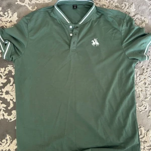 Tröja - Helt ny och ren