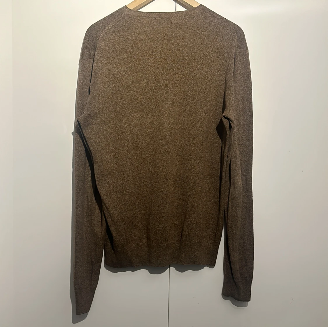 Brun tröja från J.Lindeberg - 90