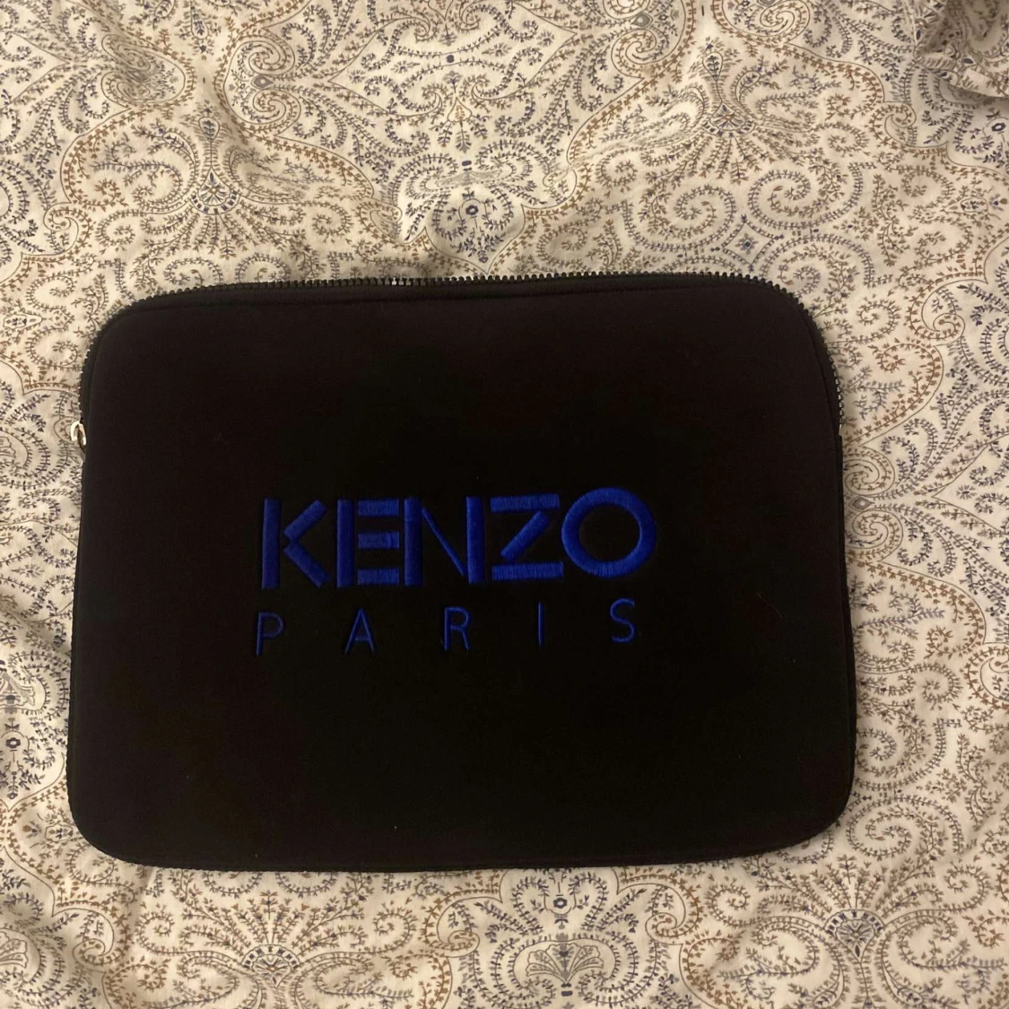 Kenzo Datorfodral  - 90