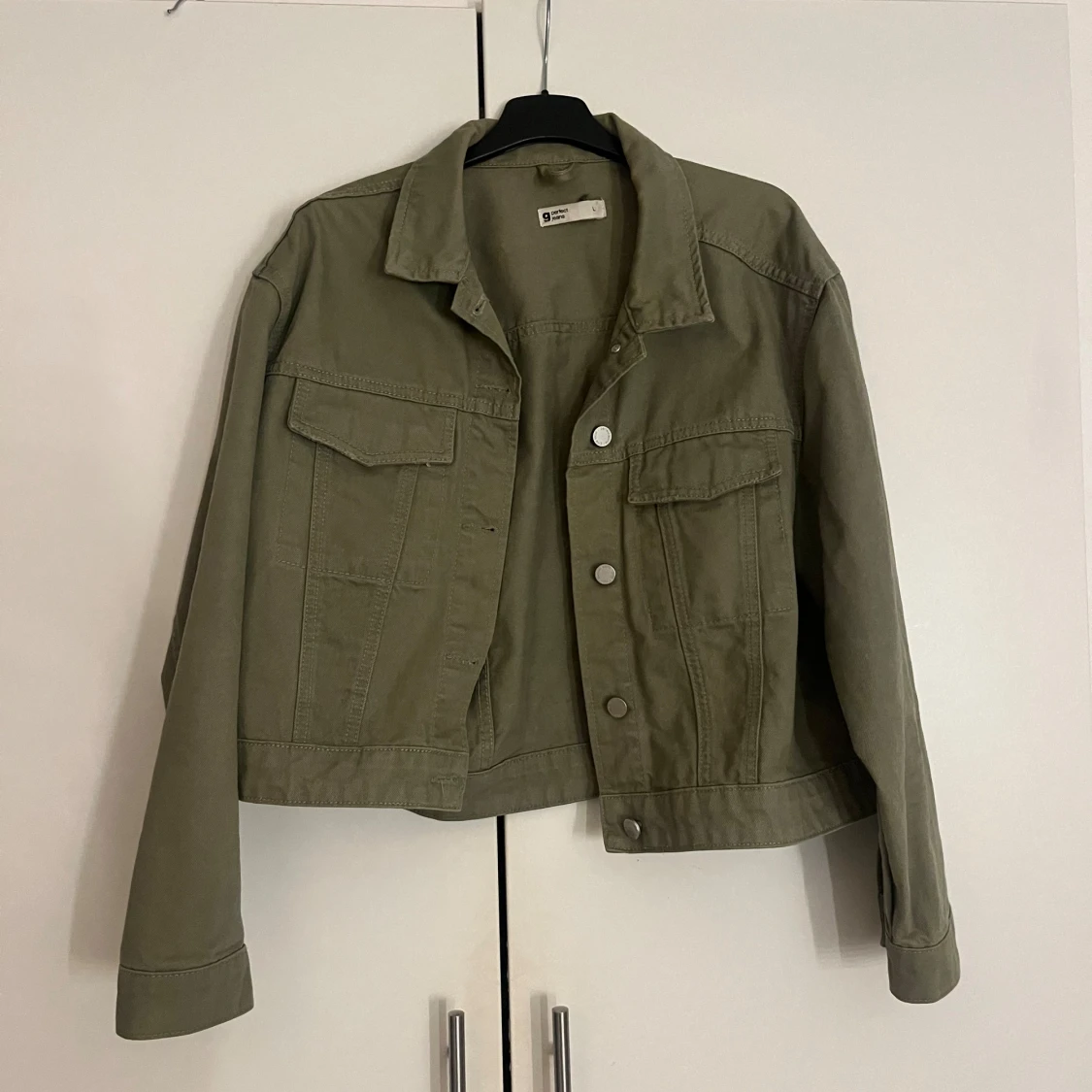 Kort (croppad) jeans jacka