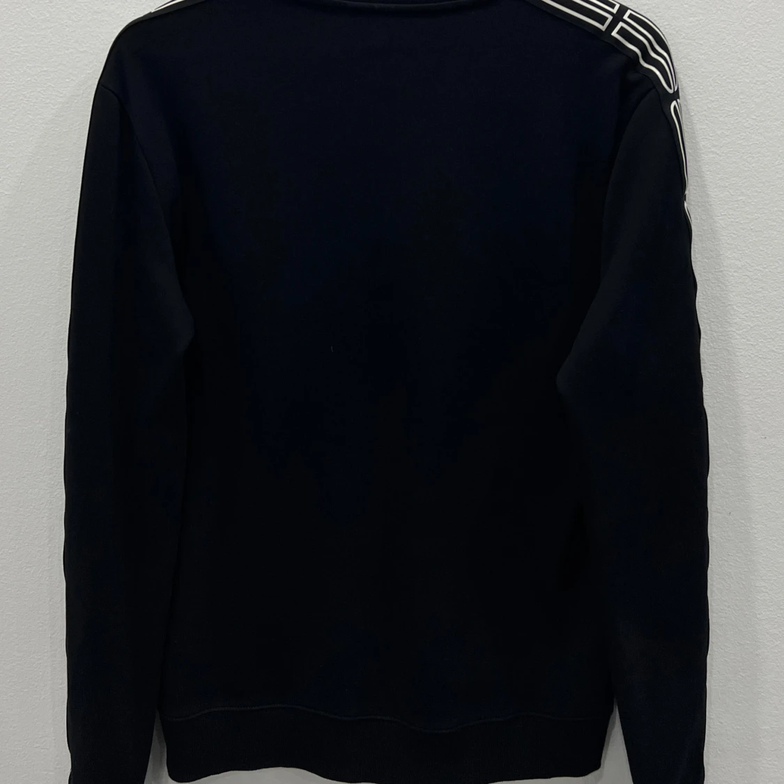 Hugo Boss tröja  - 92