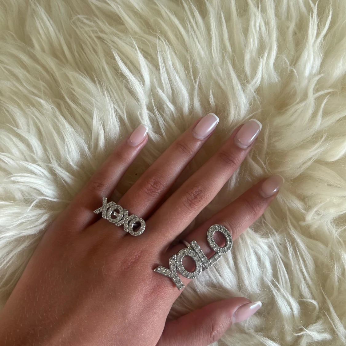 XOXO statement sparkle ring Ioaku  - 92