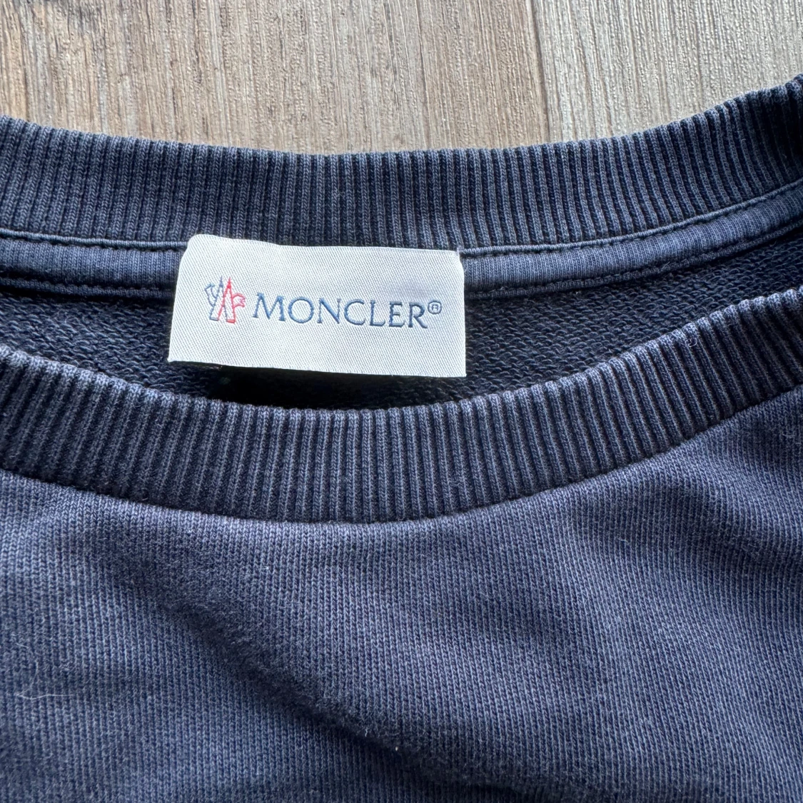 Svart tröja från Moncler - 90