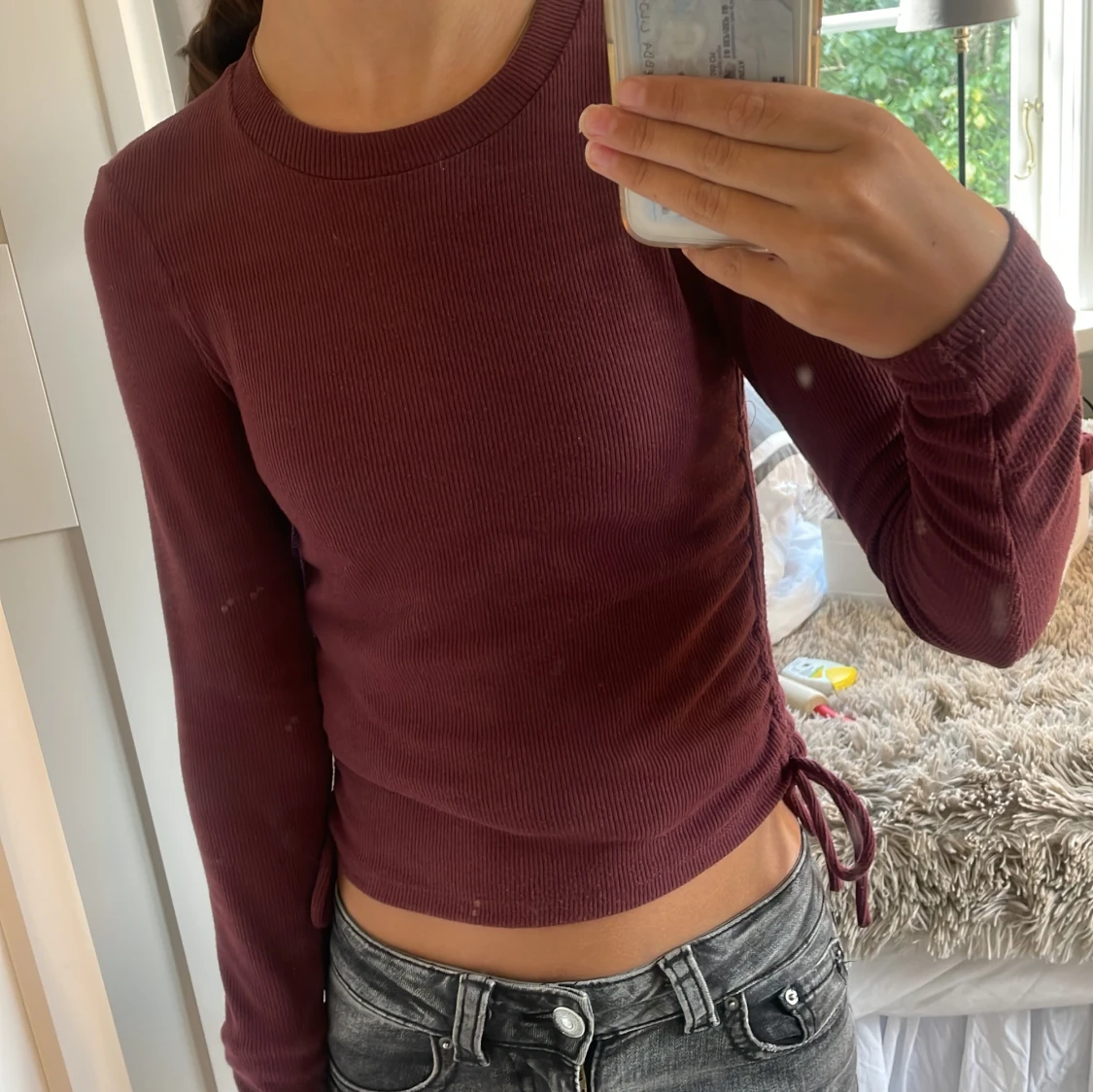 Vinröd ribbad tröja - 90