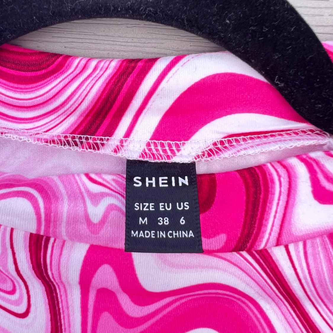 Croppad rosa långärmad teöja - 93