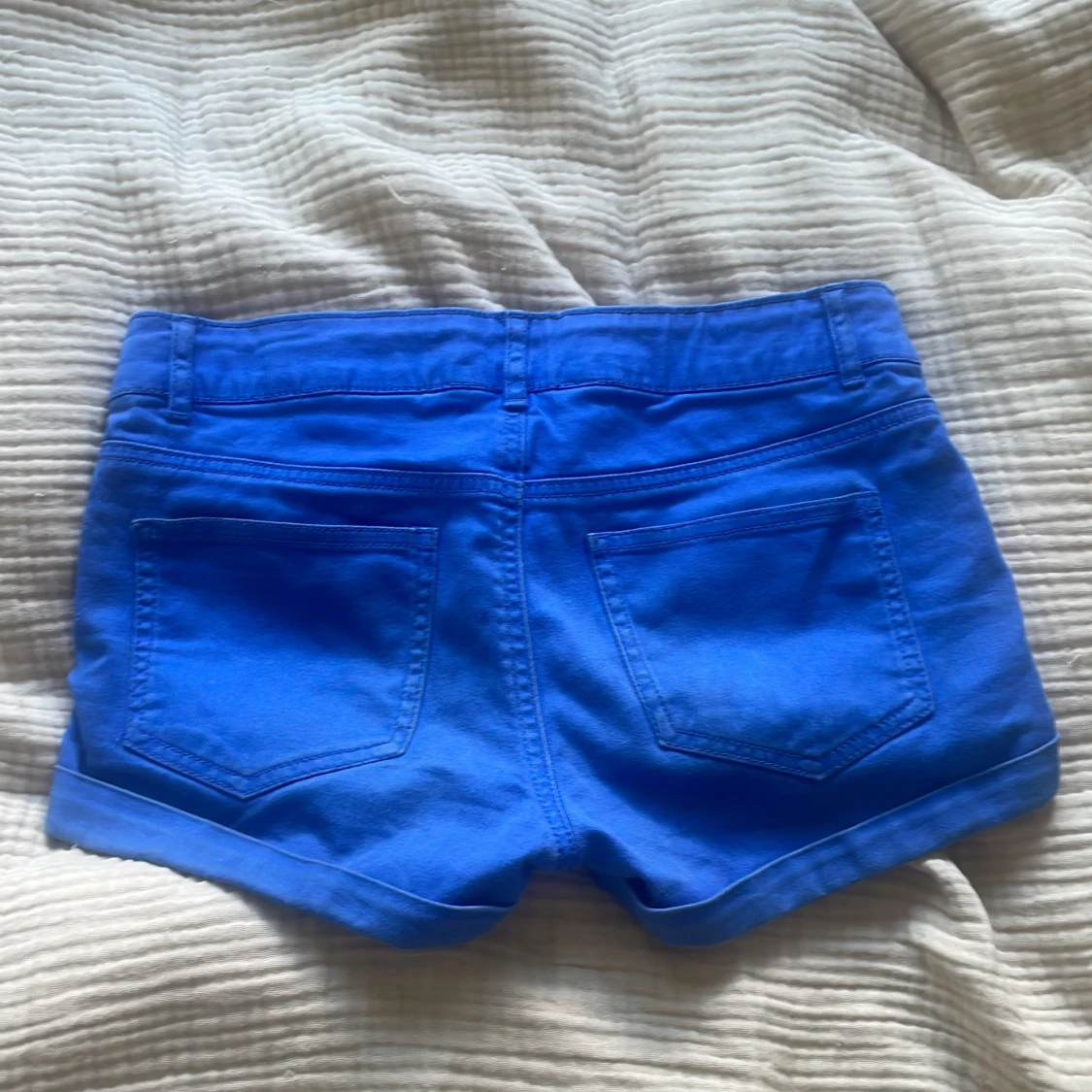 Blåa jeansshorts - 90
