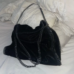 Stor väska Chelsea  - Stor fin väska från Chelsea 