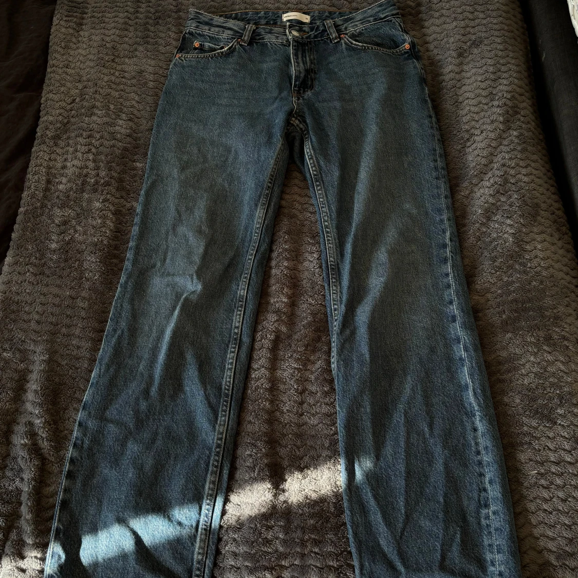 Mörkblå straight jeans  - 90