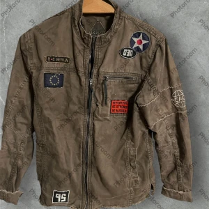 Field Jacka Be Edgy  - Be Edgy field jacka | Skick 8.5/10 | färg: grön | Storlek:S | mitt pris: 699