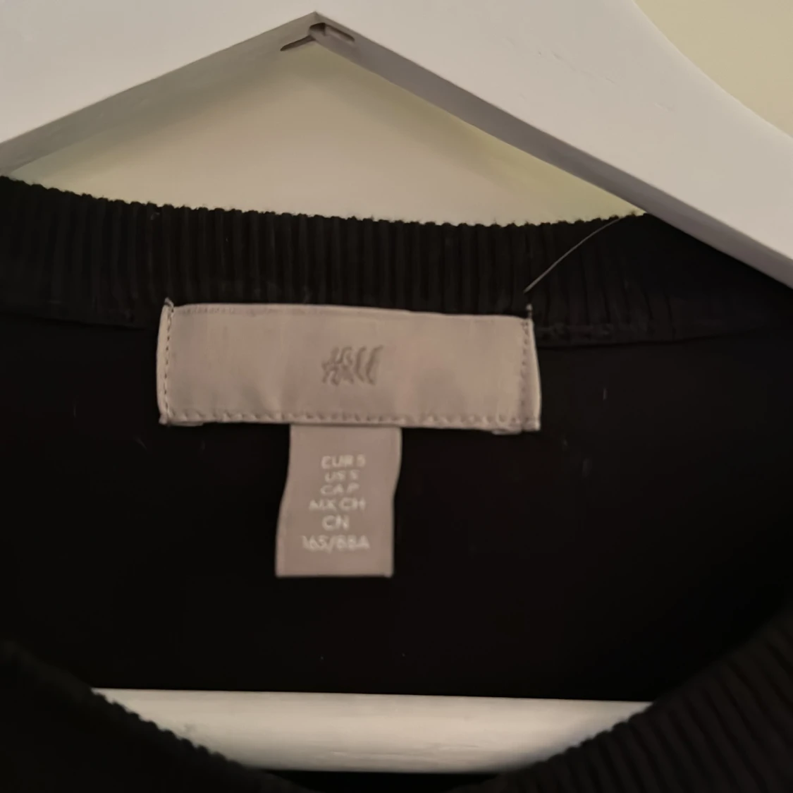 Svart kofta från H&M - 90