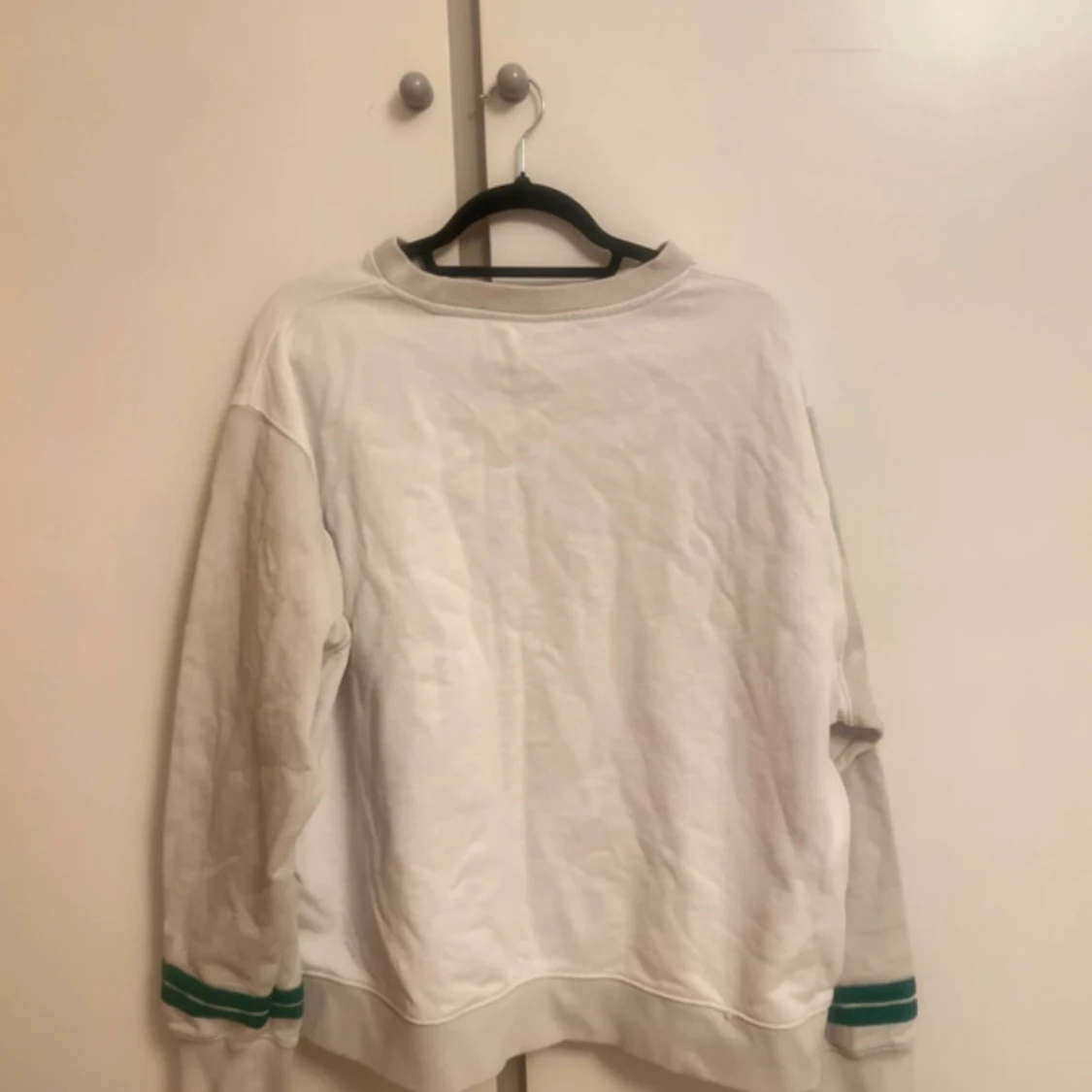 Vit sweatshirt från Nike - 90