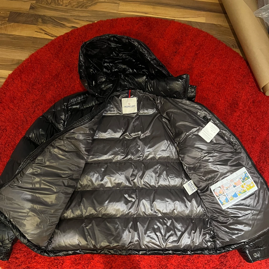 Svart dunjacka från Moncler - 90