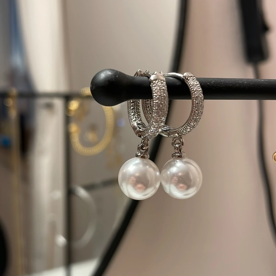 Silverörhängen med pärlor - 91