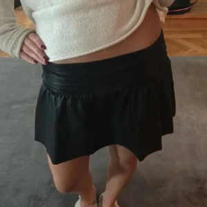 Mini kjol Gina💋 - Snygg minikjol från Gina passar både xs/s💕