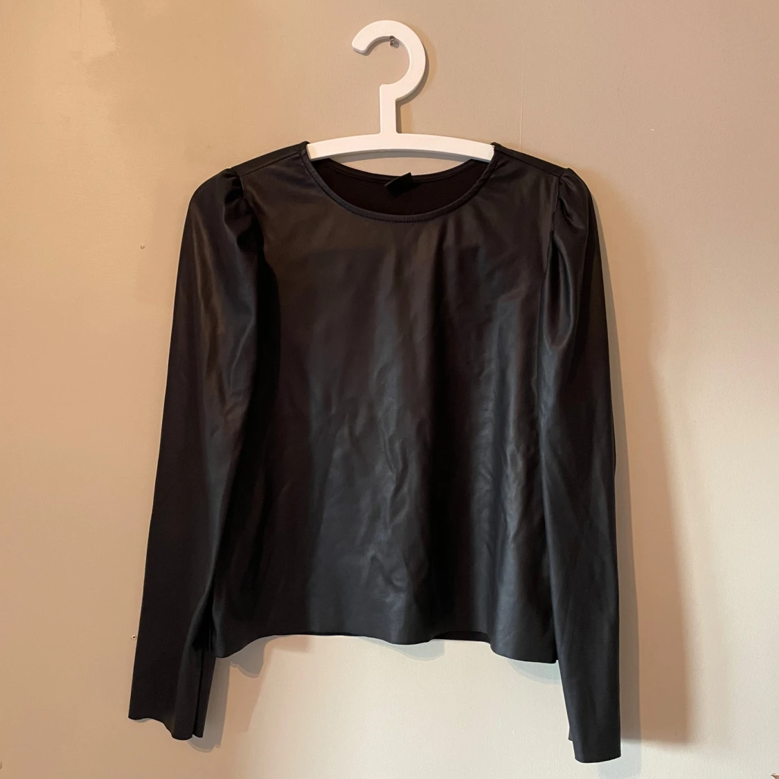 Svart långärmad topp - 91